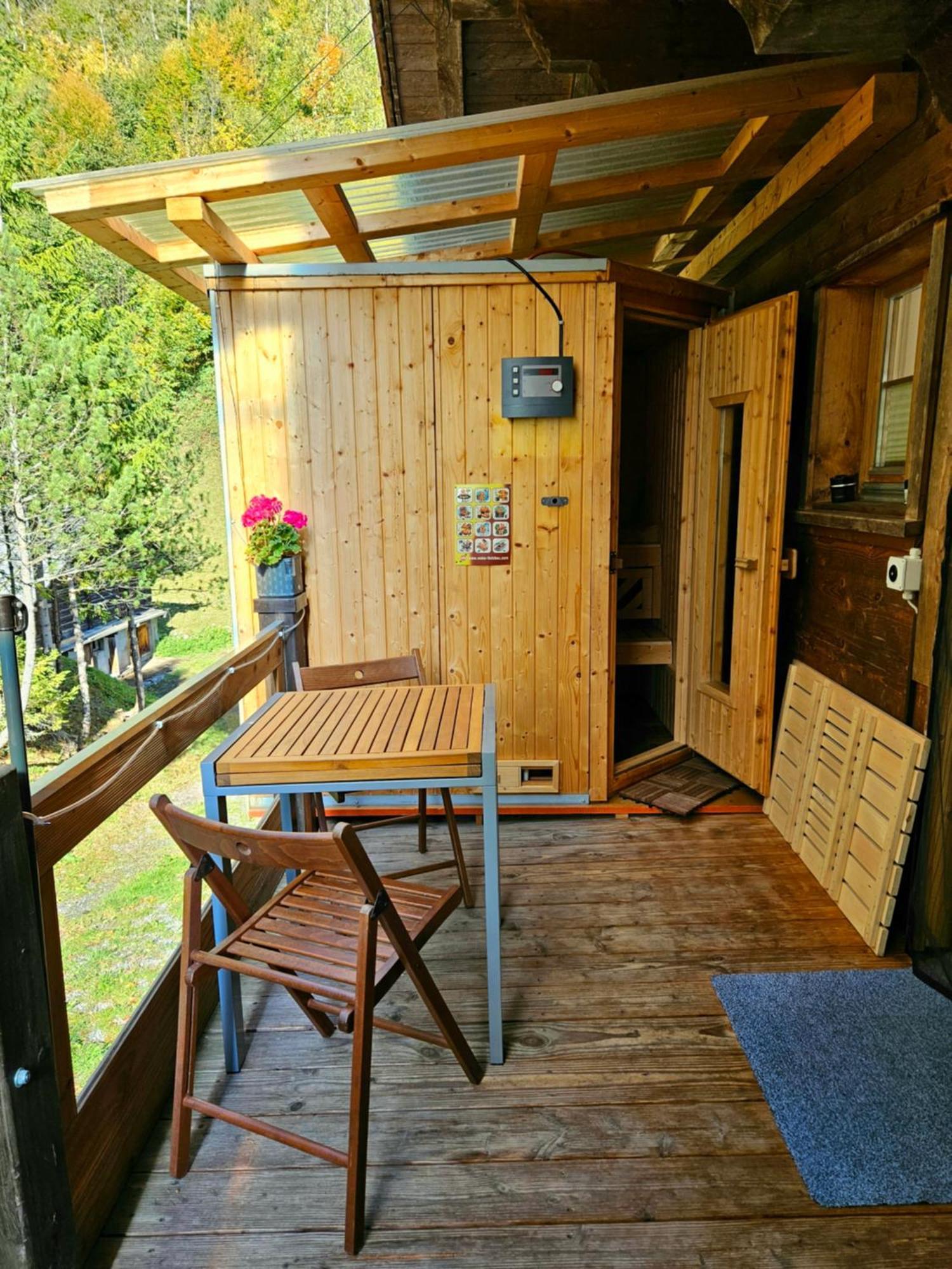 Gemuetliche Fewo Mit Sauna Inmitten Der Berge マイリンゲン エクステリア 写真