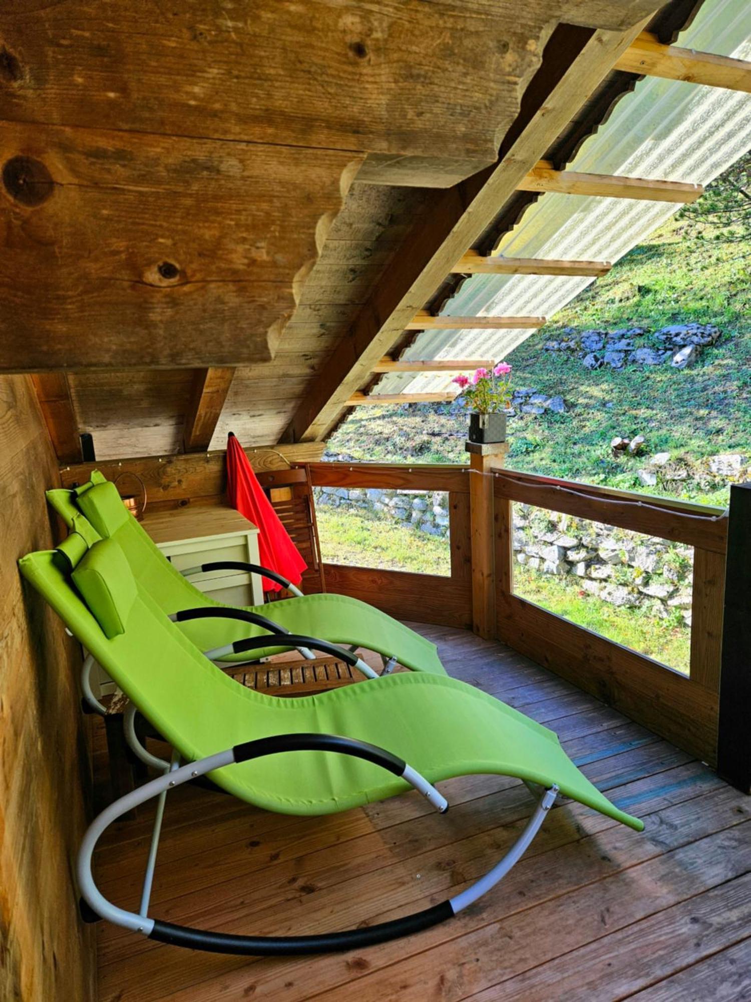 Gemuetliche Fewo Mit Sauna Inmitten Der Berge マイリンゲン エクステリア 写真